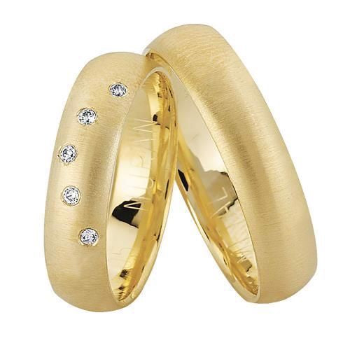 Unikke Nuran vielsesringe i 8 eller 14 karat mat guld med 0,05 ct diamanter fra Smykkecenter.